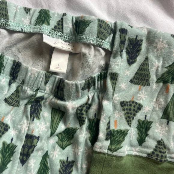 LC Lauren Conrad Women’s Pajama Set with Green Tree Print - Picture 3 of 8